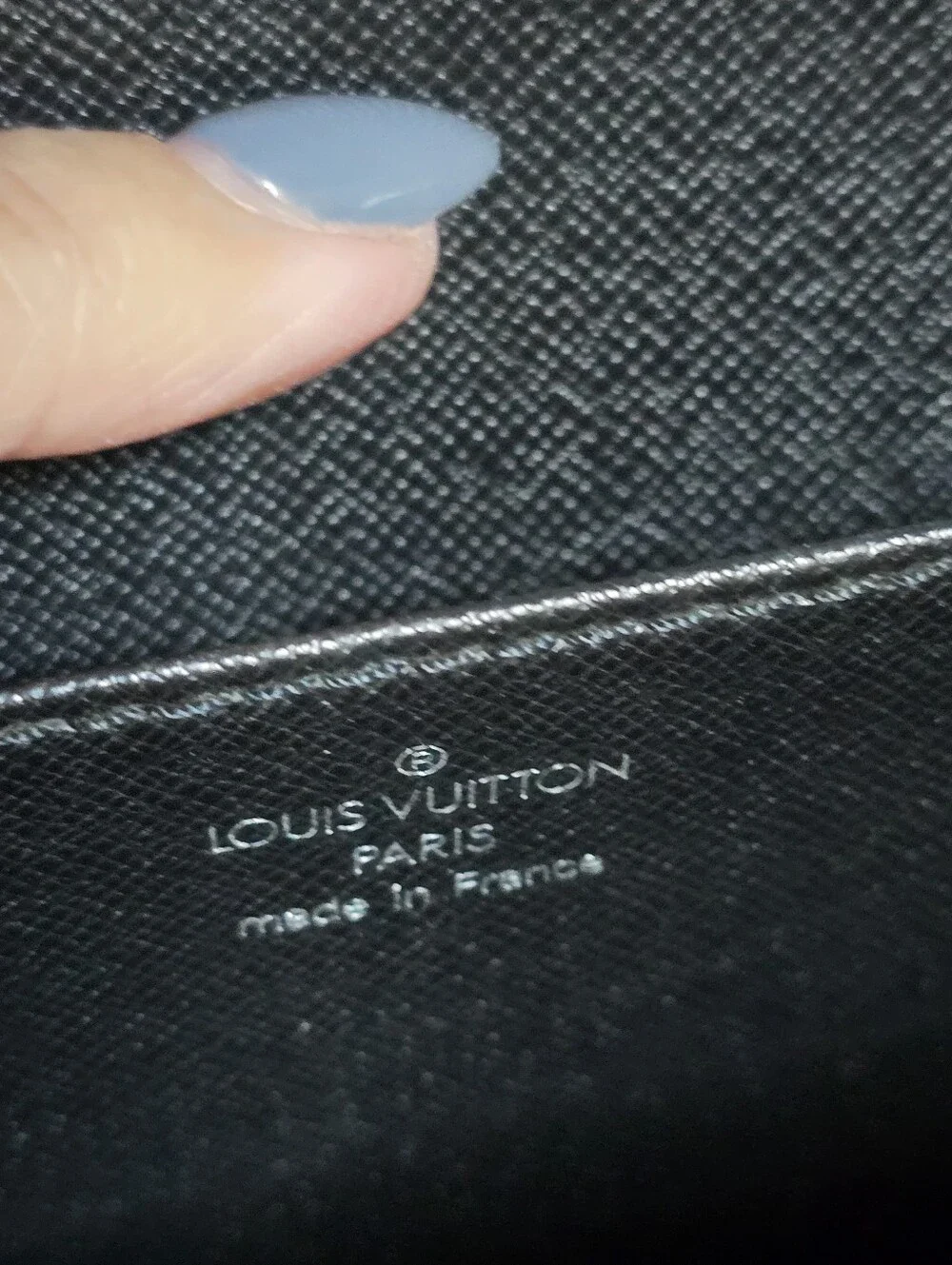 Louis Vuitton classic black